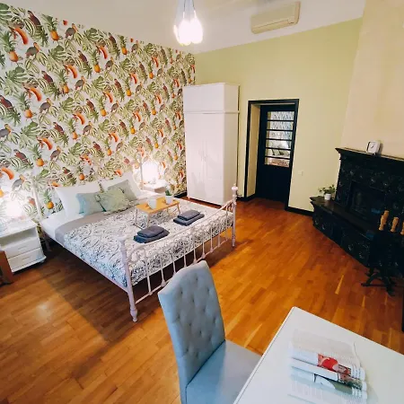 Διαμέρισμα Riverside Old Town Spacious One Bedroom Few Steps From Dome Square And Cathedral *