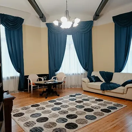 Riverside Old Town Spacious One Bedroom Few Steps From Dome Square And Cathedral Διαμέρισμα